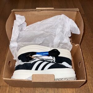 Brand New Adidas Women’s Gazelle Shoes